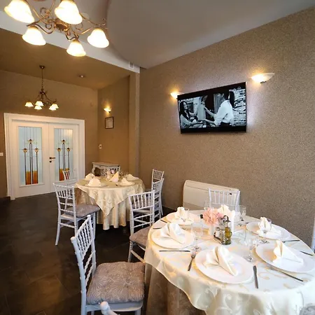 Hotel Strelitia Timişoara