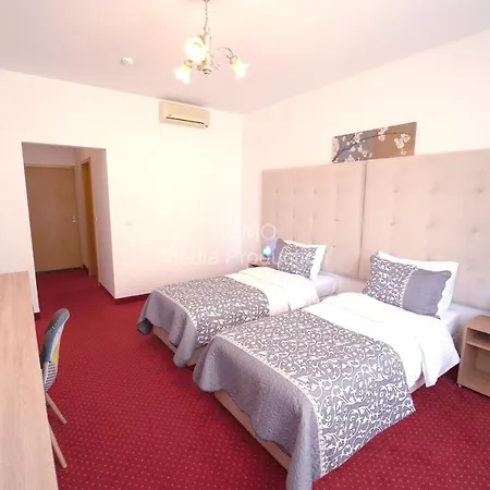 Hotel Strelitia 3*